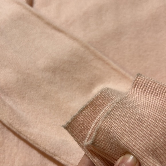 Rodd & Gunn wool/cashmere sweater. Large - Picture 9 of 11